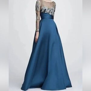 Marchesa Notte Mikado Long Sleeve Gown blue size 6 NWT